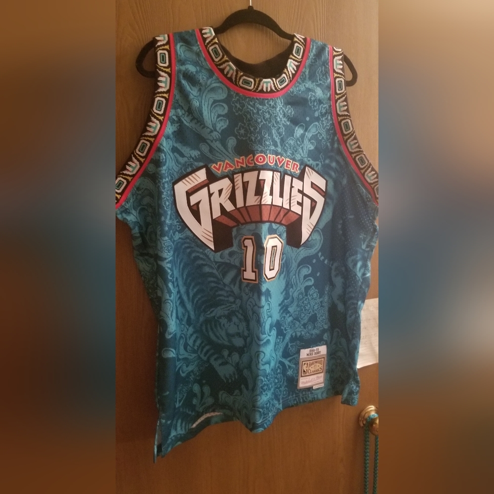 Vancouver Grizzlies bibby basketball Jersey